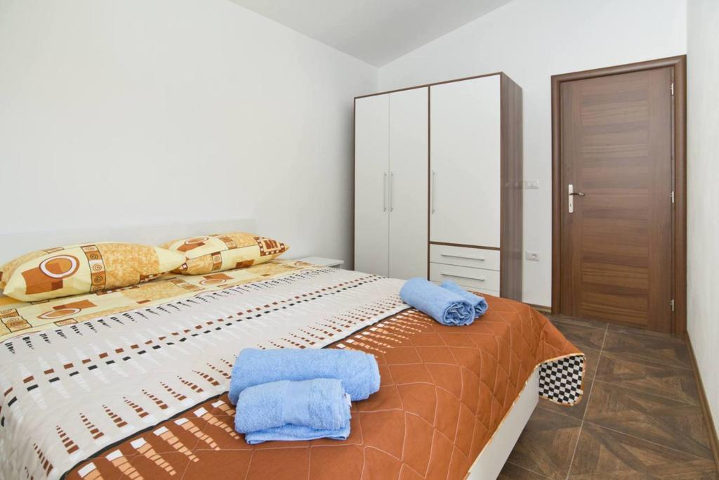 Apartments Neno أوماغ الغرفة الصورة